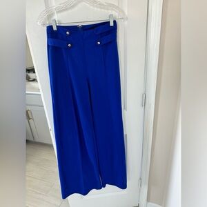 Blue trousers from Windsor size small. Gently used.